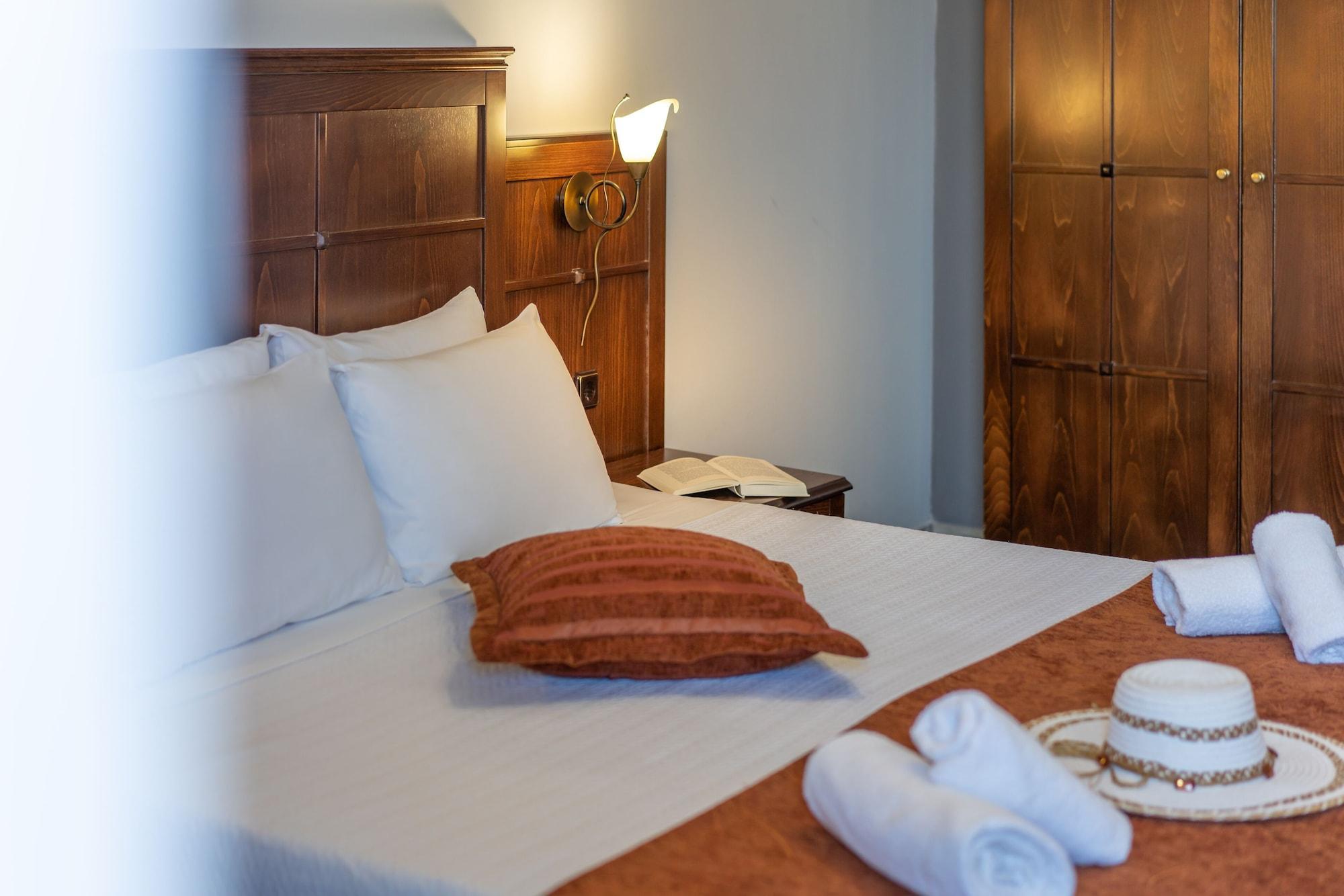 Paralia Beach Boutique Hotel エクステリア 写真