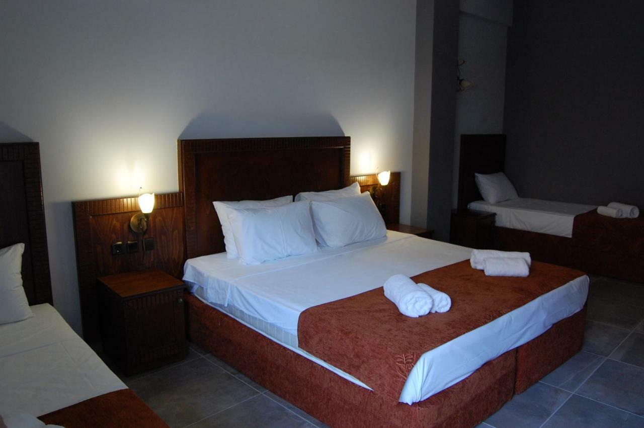 Paralia Beach Boutique Hotel エクステリア 写真
