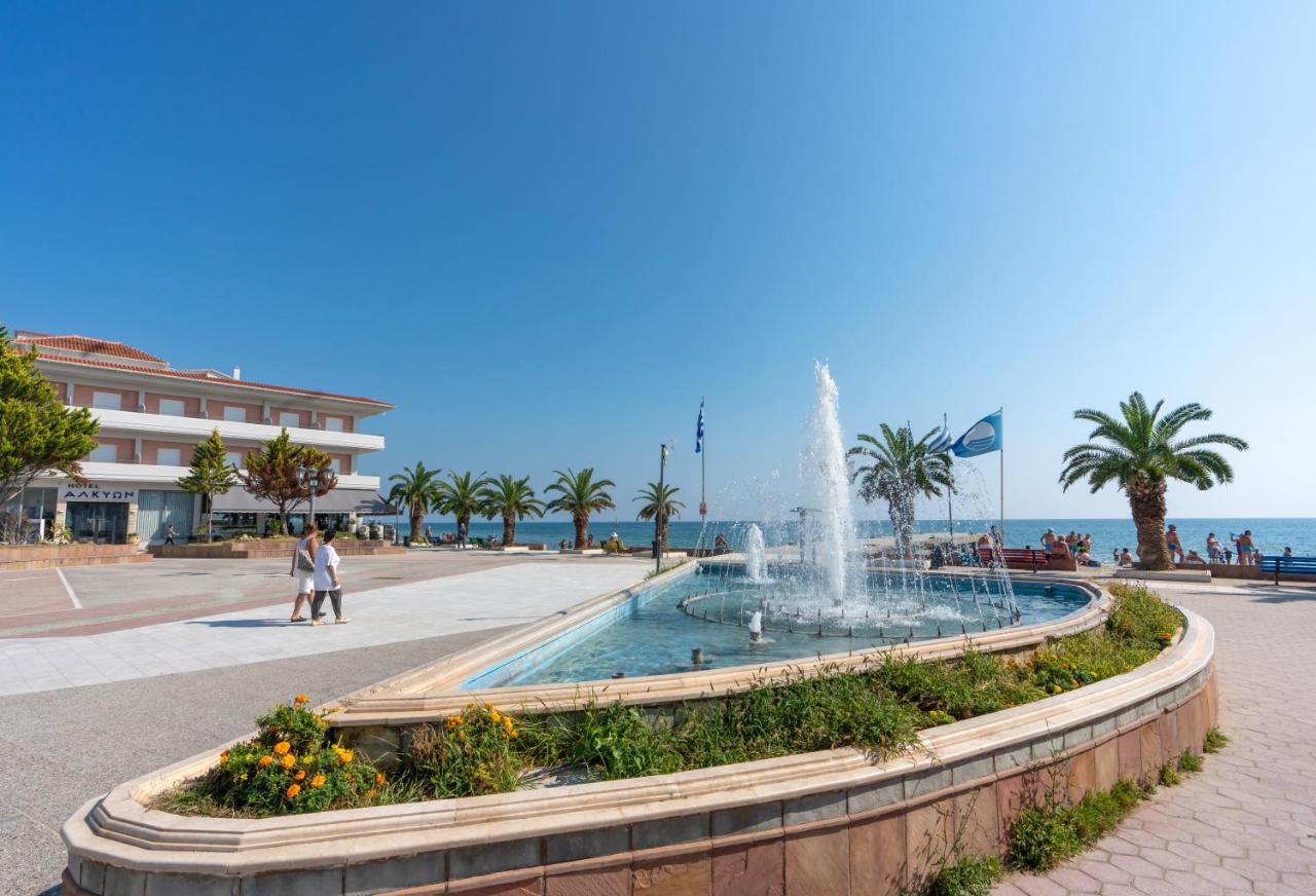 Paralia Beach Boutique Hotel エクステリア 写真